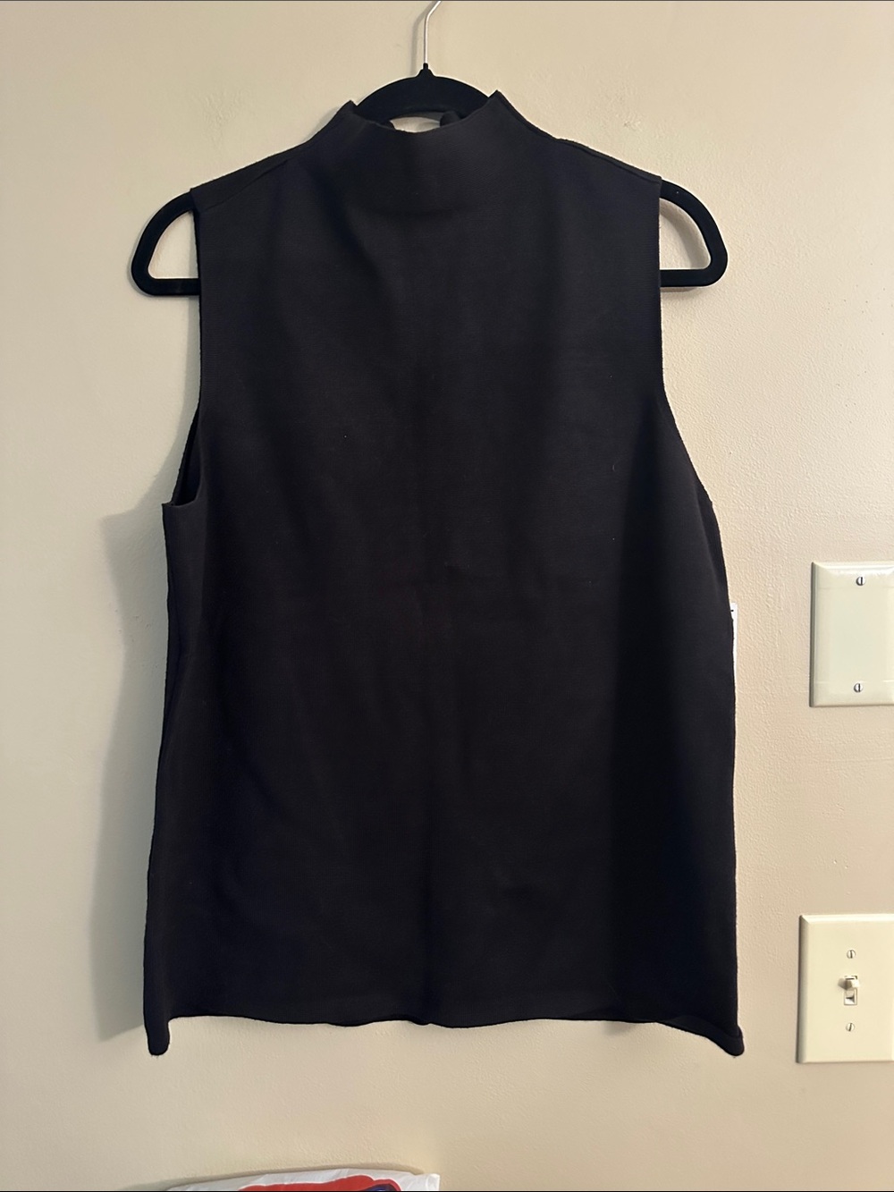 Nine West Black Sleeveless Mock Neck Tank